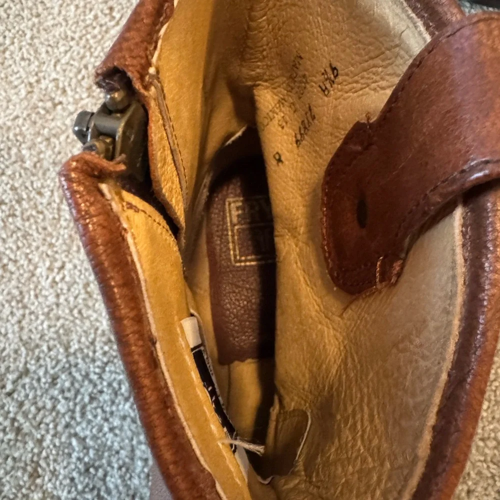 FRYE Ankle Boots Booties Short Cognac Side Zip Size 9.5B EUC